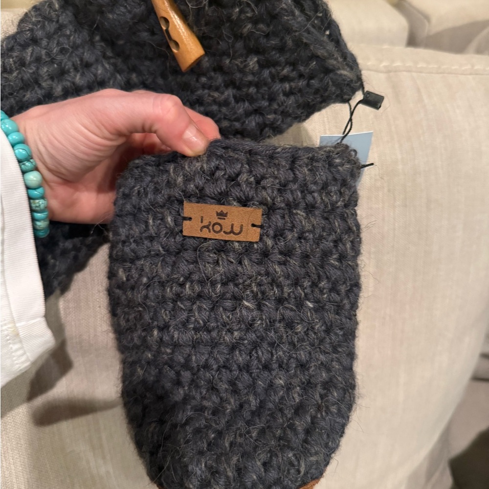 Kingdom of Wow boot slipper - Picture 4 of 7